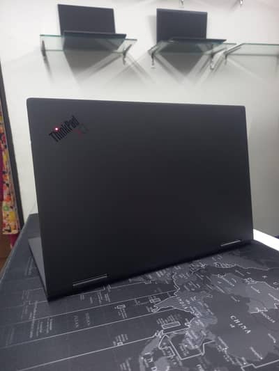 Lenovo X1 yoga 5 gen core i7 10 generator 8GB 256SSD