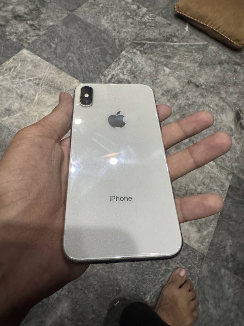Apple iPhone X 6