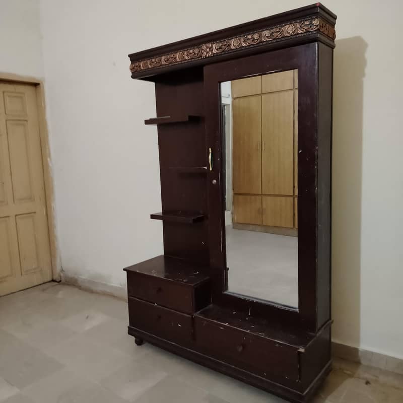dressing table 1