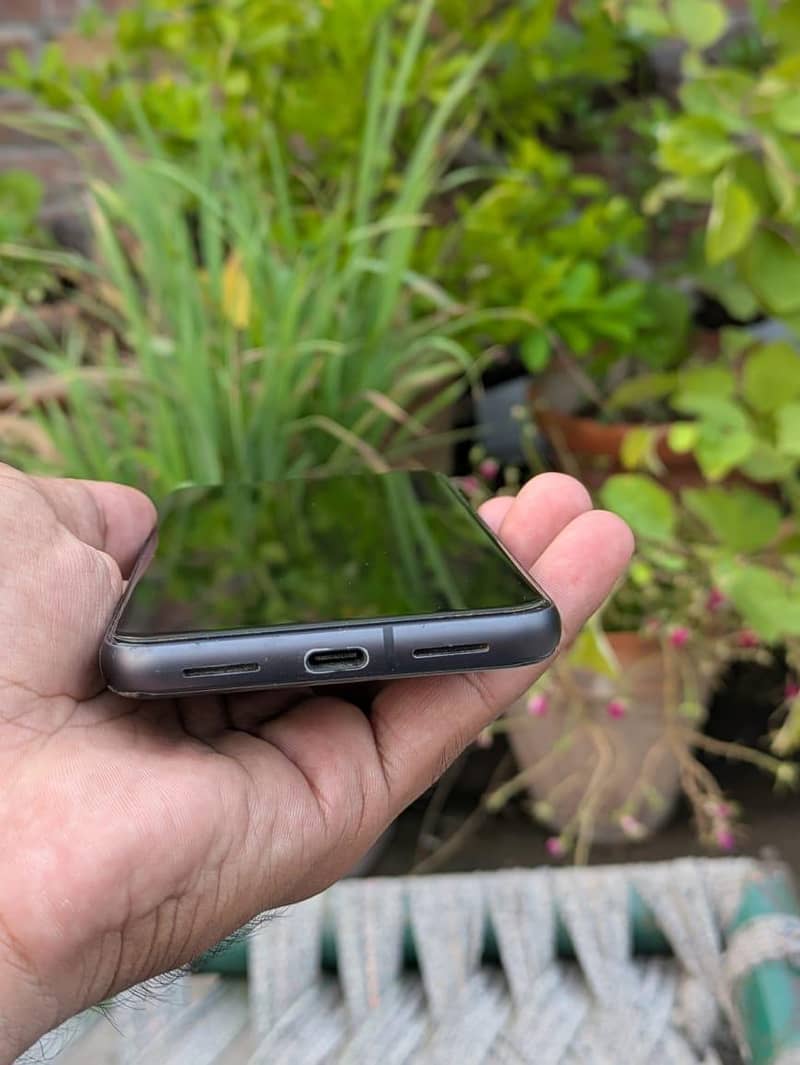 Google Pixel 8 3