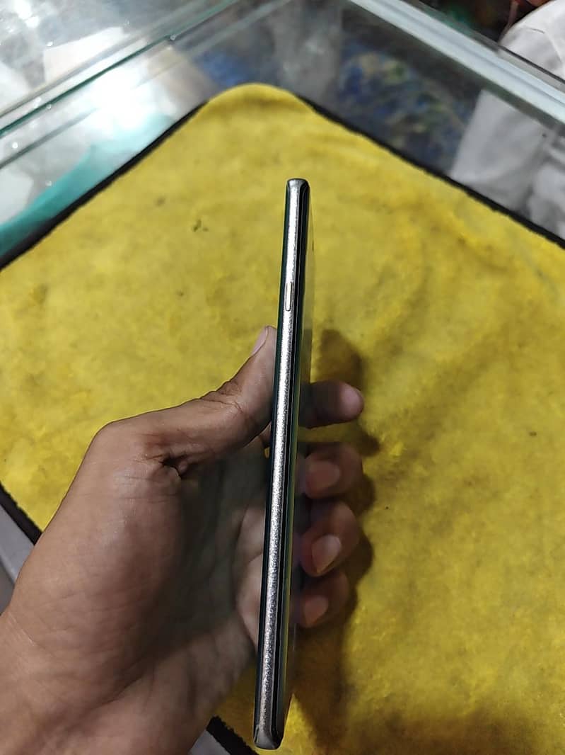 Tecno CAMON 40 Pro 5
