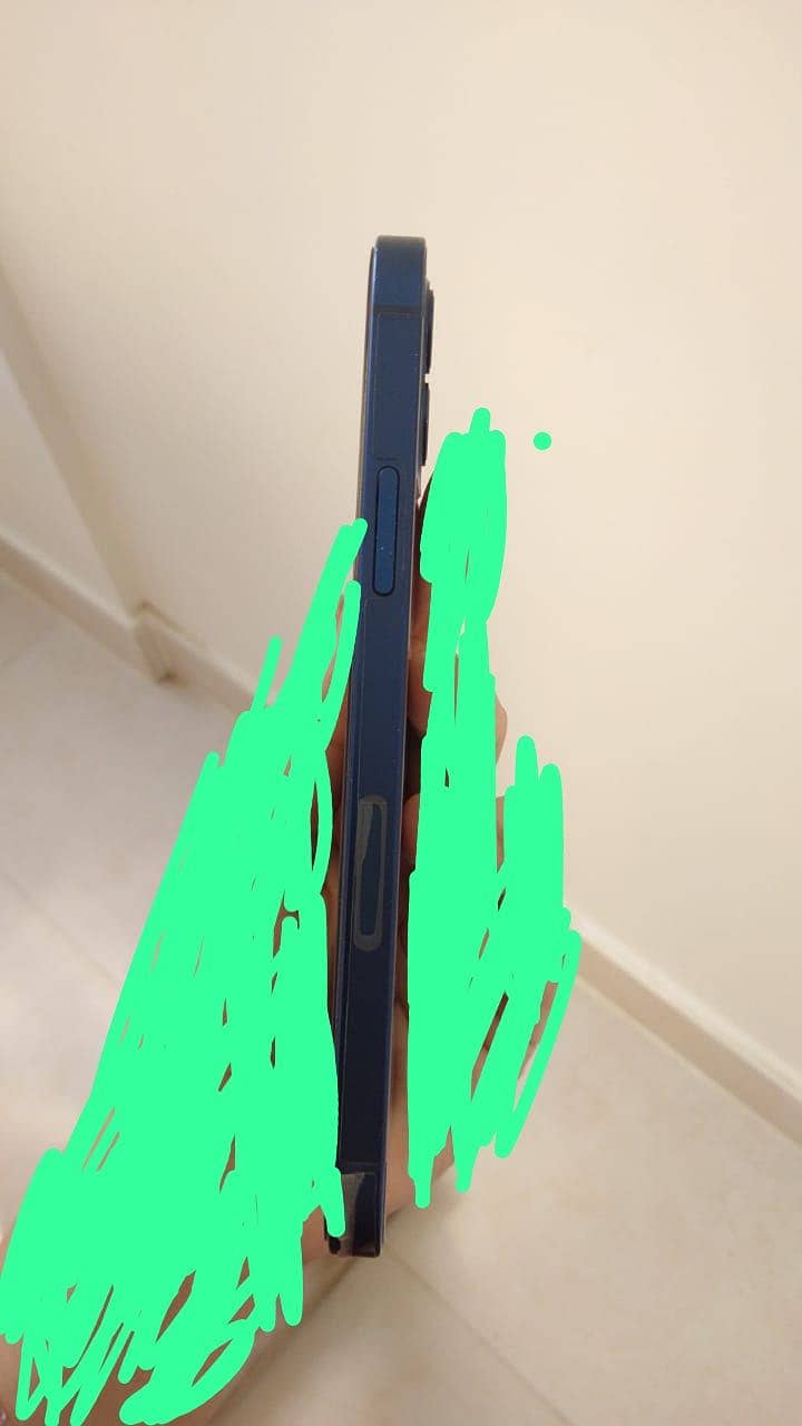Apple iPhone 12 0