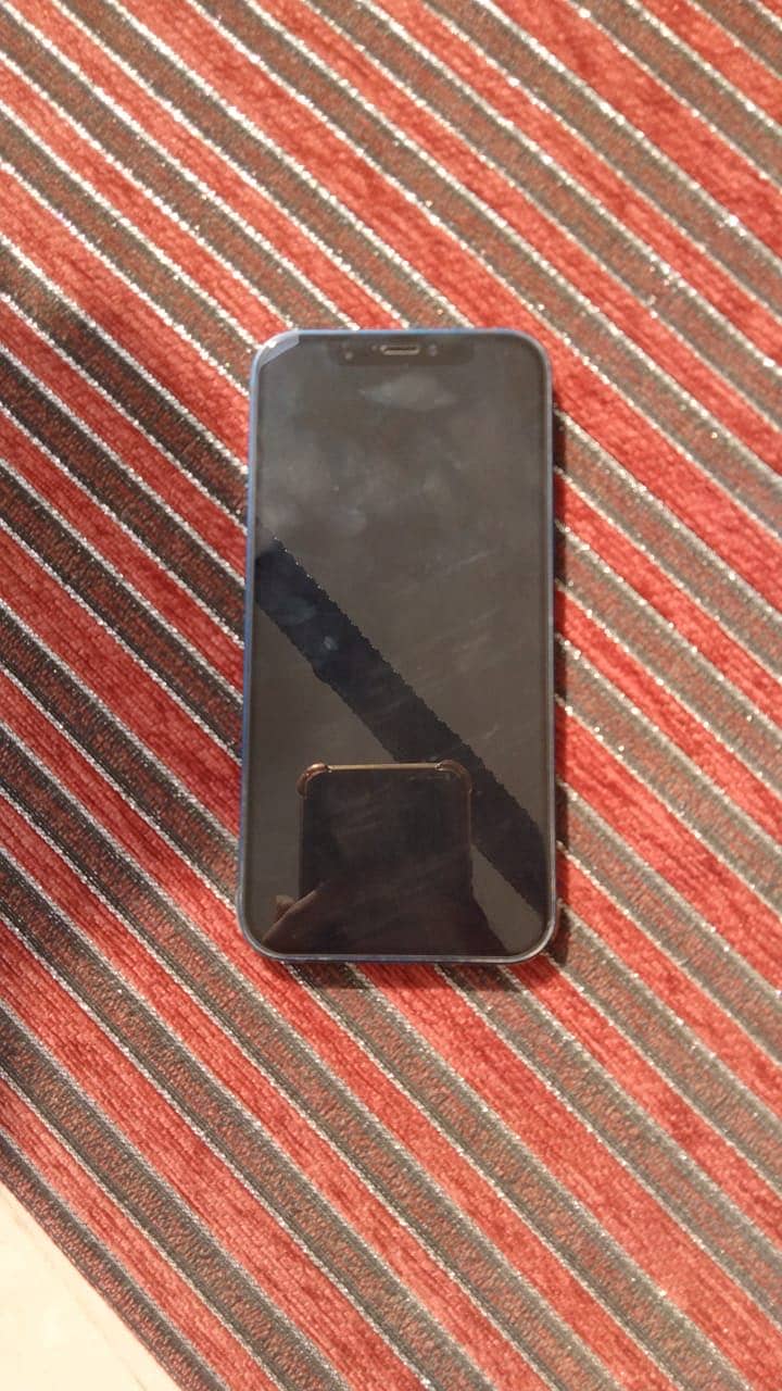 Apple iPhone 12 3