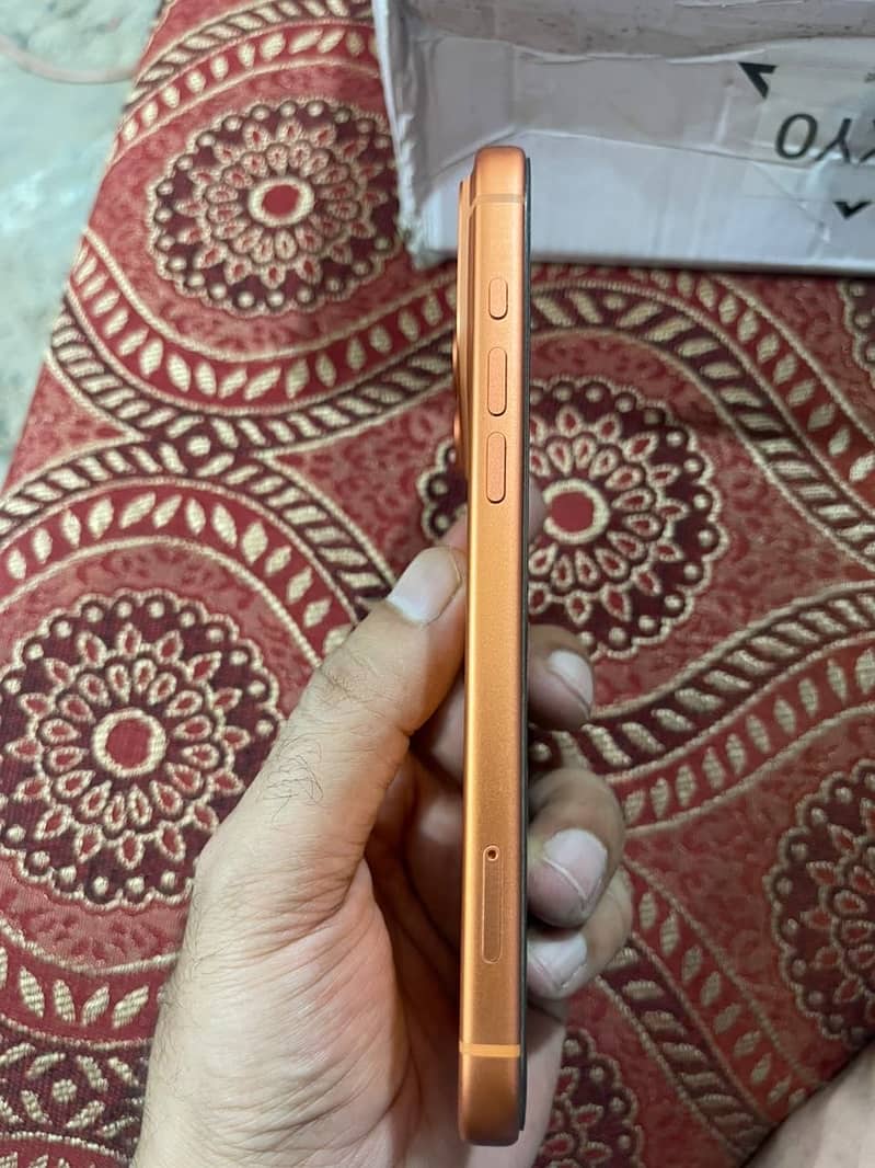 Apple iPhone 17 Pro Max 2