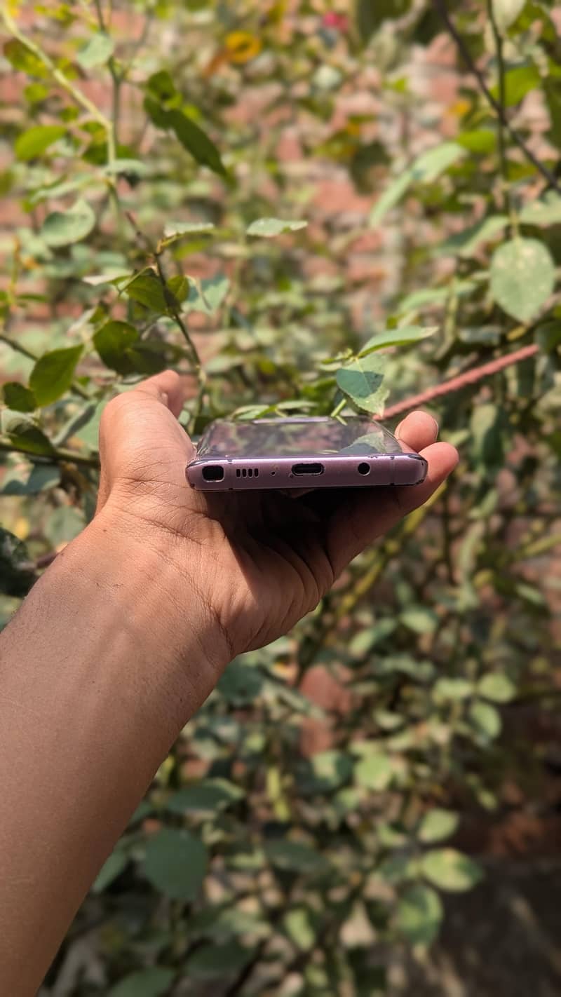 Samsung Mobile Note 9 3