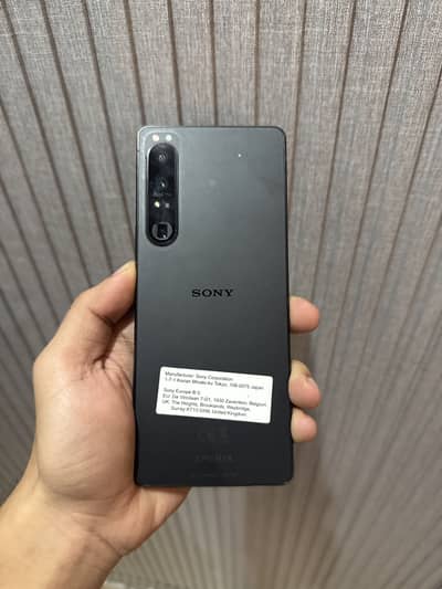 Xperia 1 mark 4(256/PTA) URGENT SALE