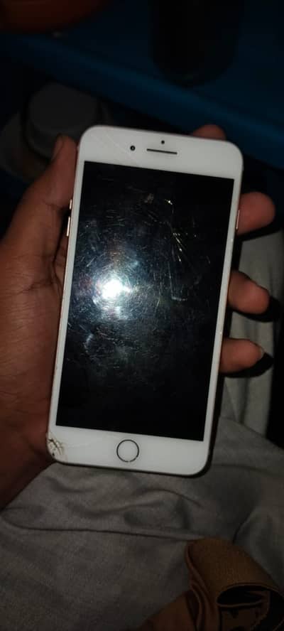 Apple iPhone 8 Plus in low price