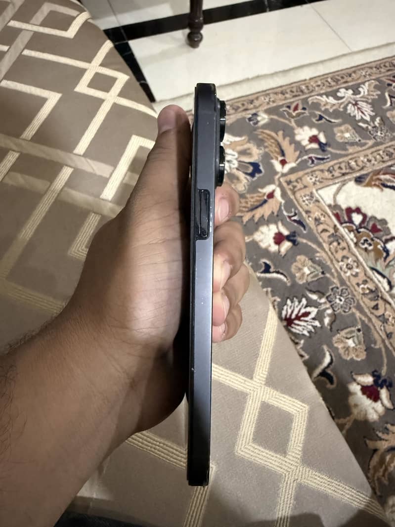 Apple iPhone 14 Pro Max 3