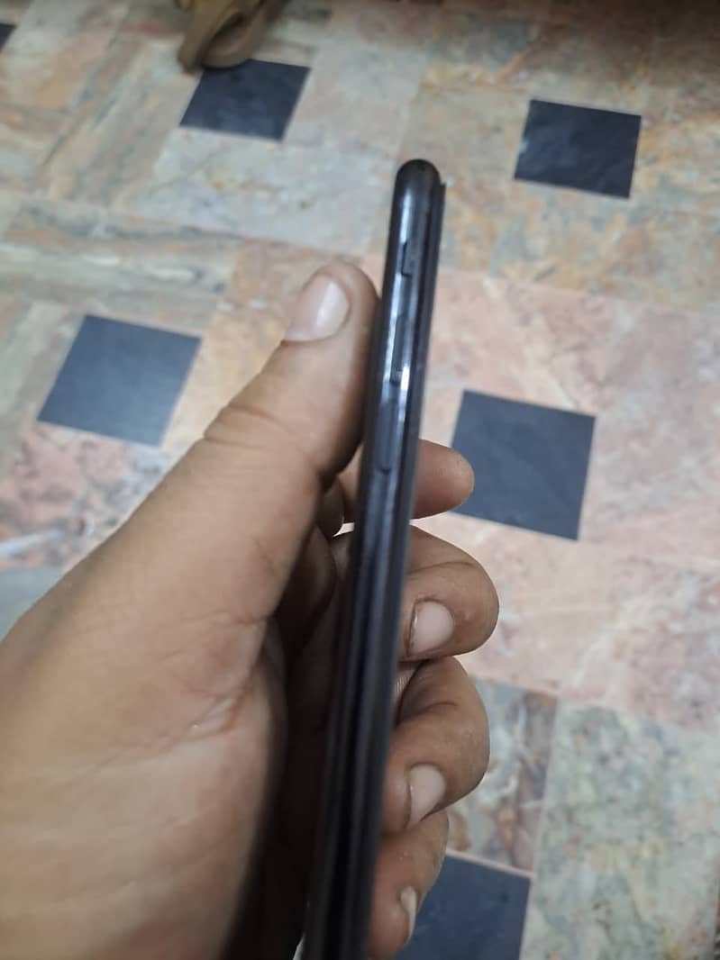Apple iPhone 7 Plus 6