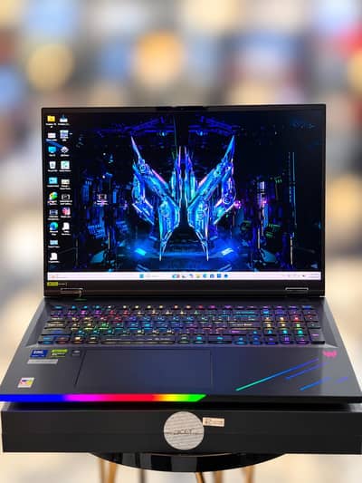 Acer Predator Helios, Core Ultra 9, RTX 5080, 64GB/1TB, 18" Mini LED
