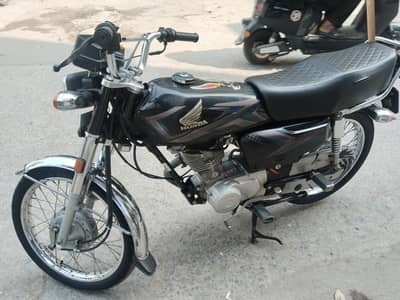 Honda CG 125 2025
