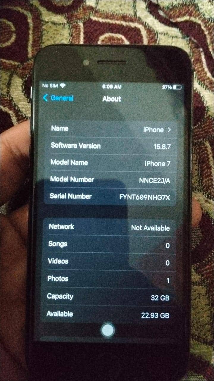 Apple iPhone 7 2