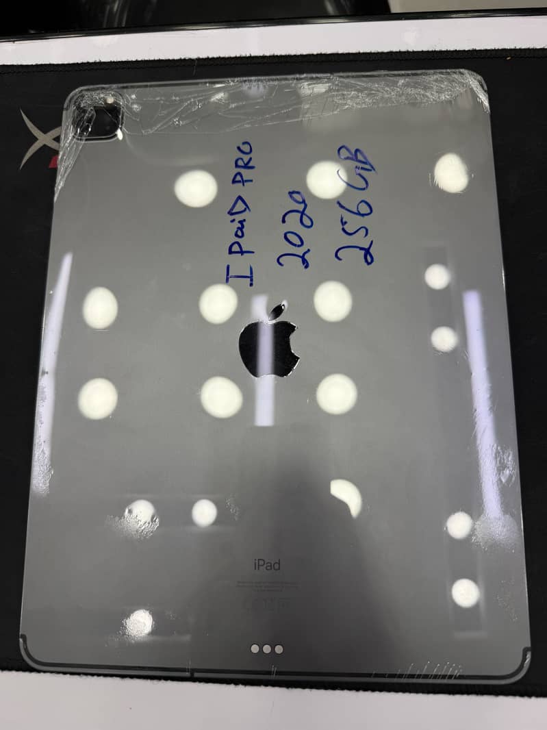 iPad 2020 13” 0