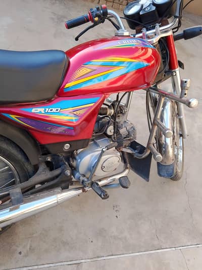 crown 100 for sale in Sarai alamgir
