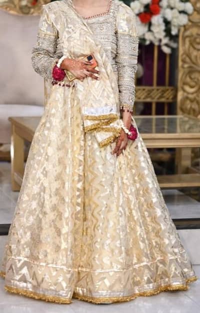 party wear lehanga