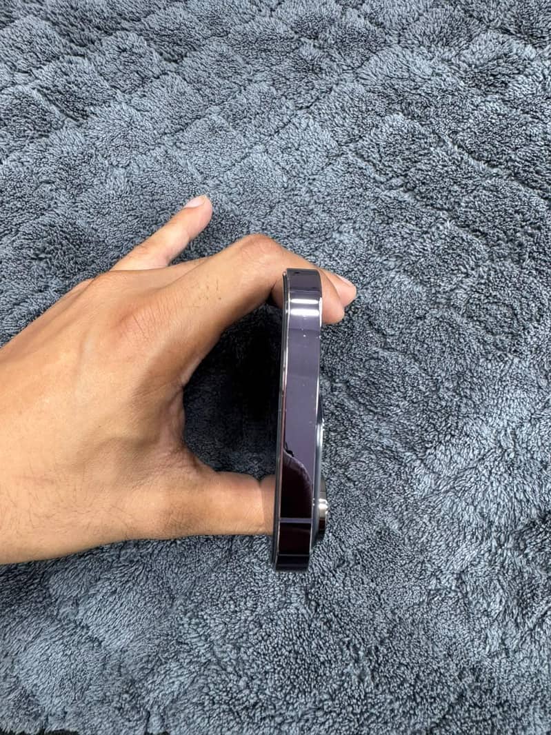Apple iPhone 14 Pro 4