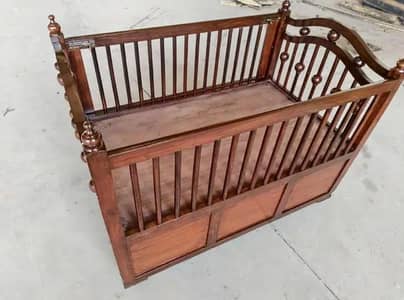 baby cot wooden