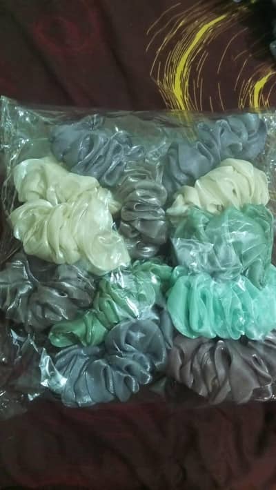 Aesthetic Soft Hair Scrunchies – Pack of 3 for Rs. 150!