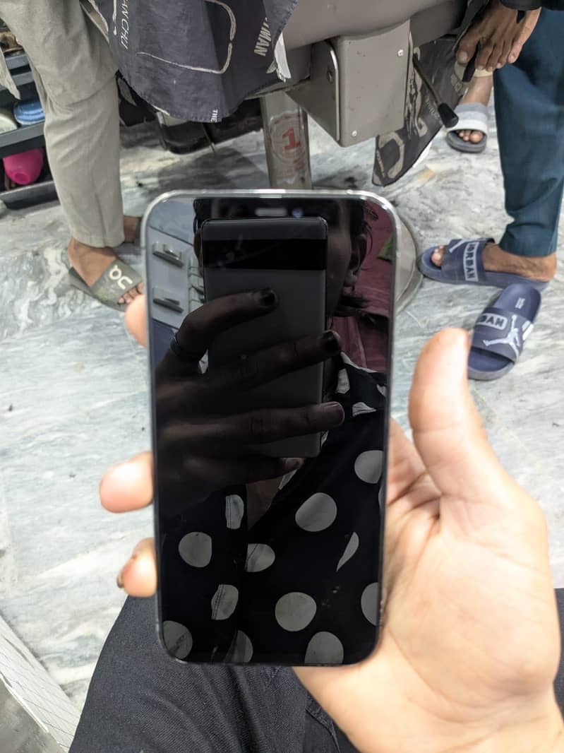 Apple iPhone 12 Pro 4