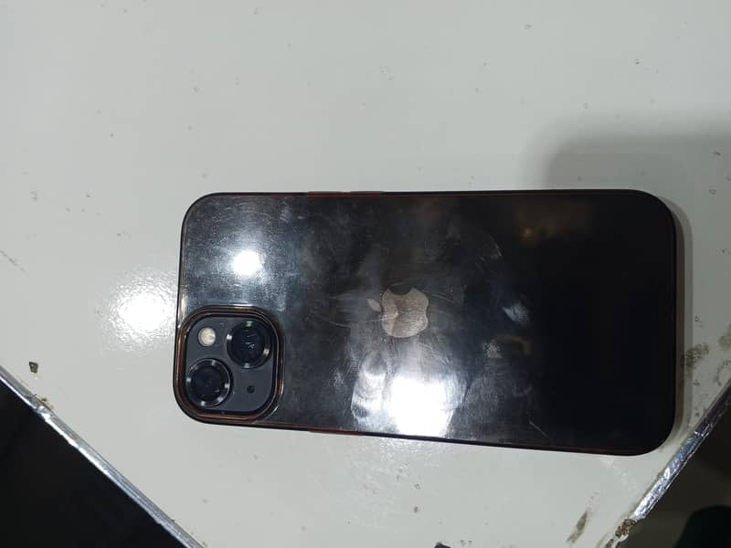 Apple iPhone 13 7