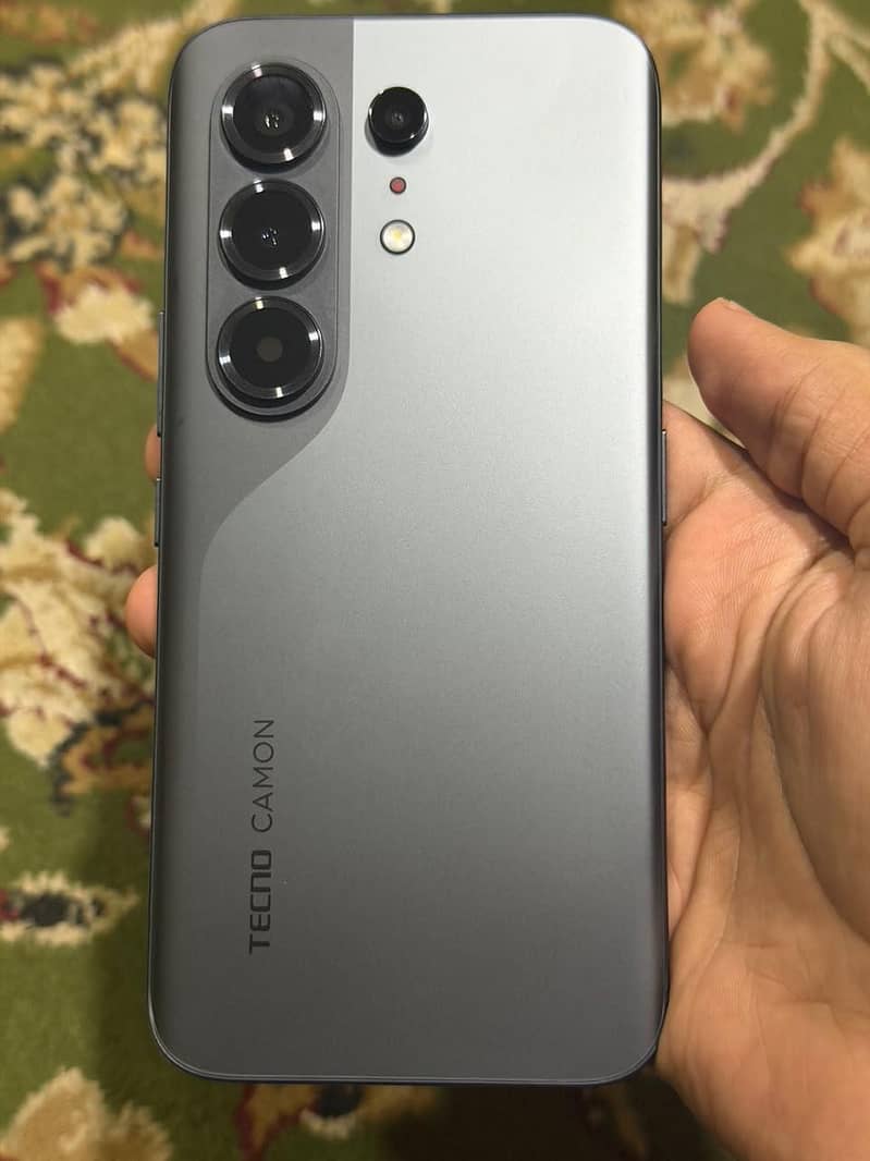 Tecno CAMON 50 pro 4