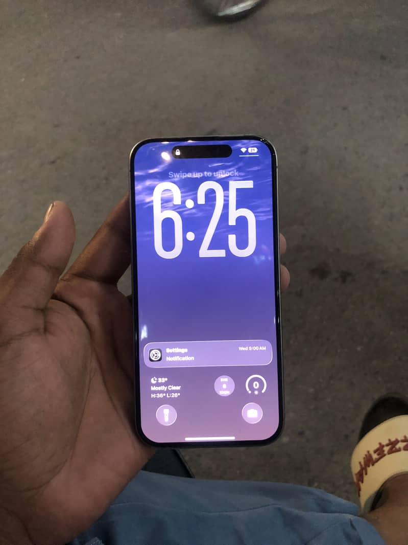 Apple iPhone 15 Pro 2