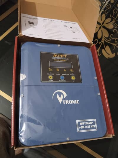 MPPT solar charger controller