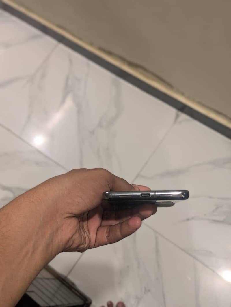 Google Pixel 8 Pro 2