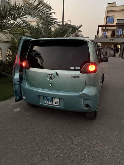 Toyota Porte 2007