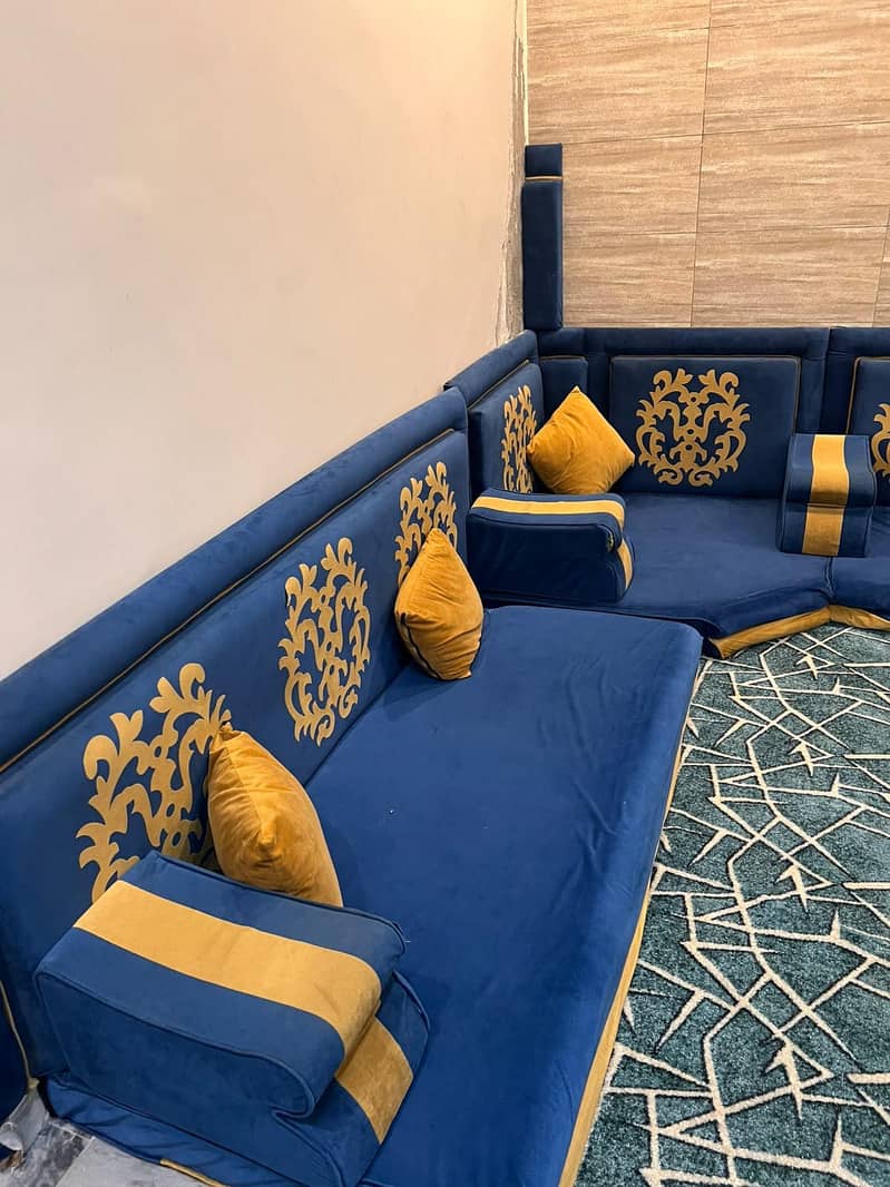 Arabic majlis ‍ 1