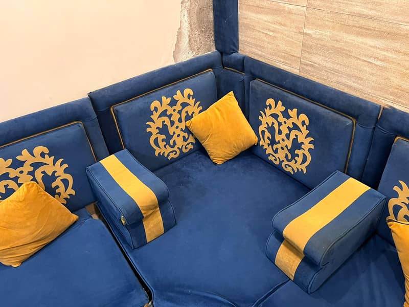 Arabic majlis ‍ 2