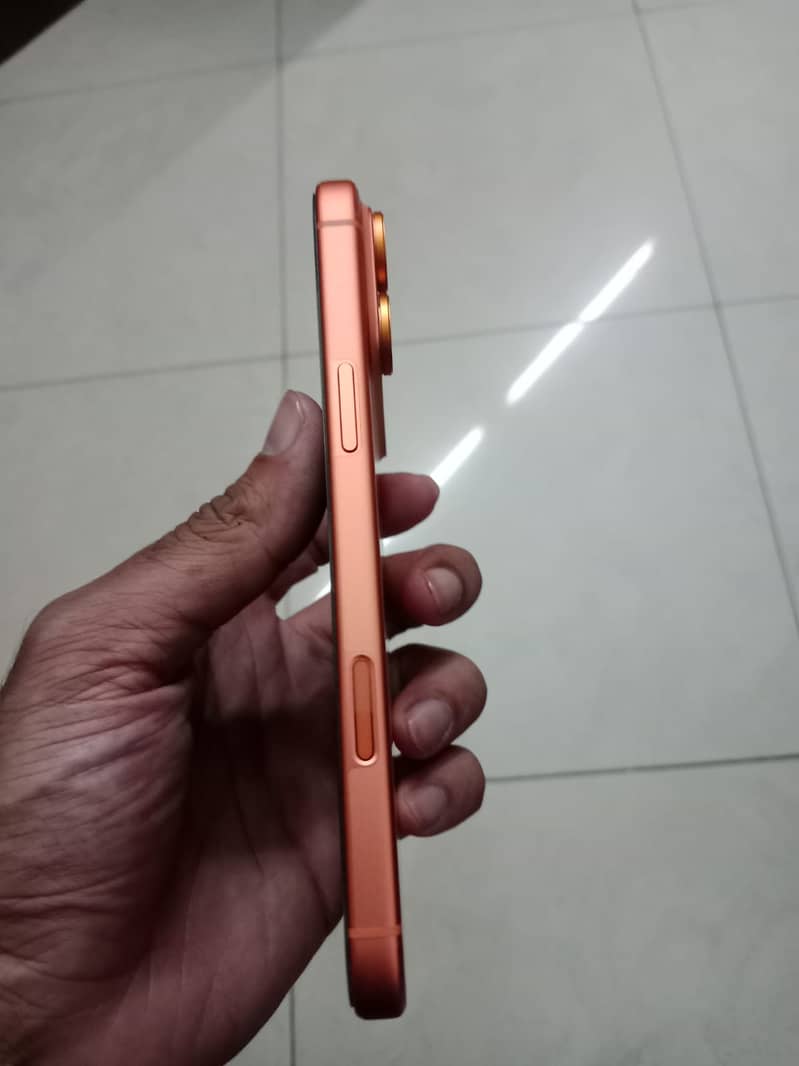 Apple iPhone 17 Pro Max 1