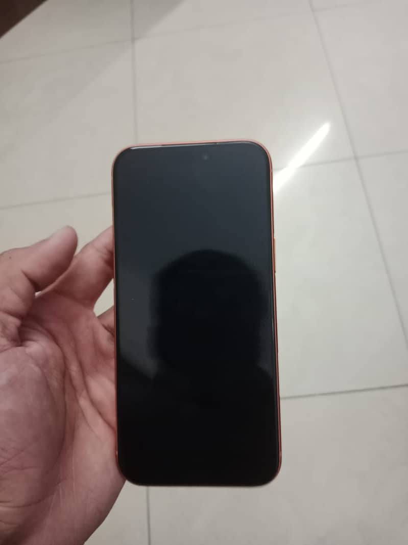 Apple iPhone 17 Pro Max 2