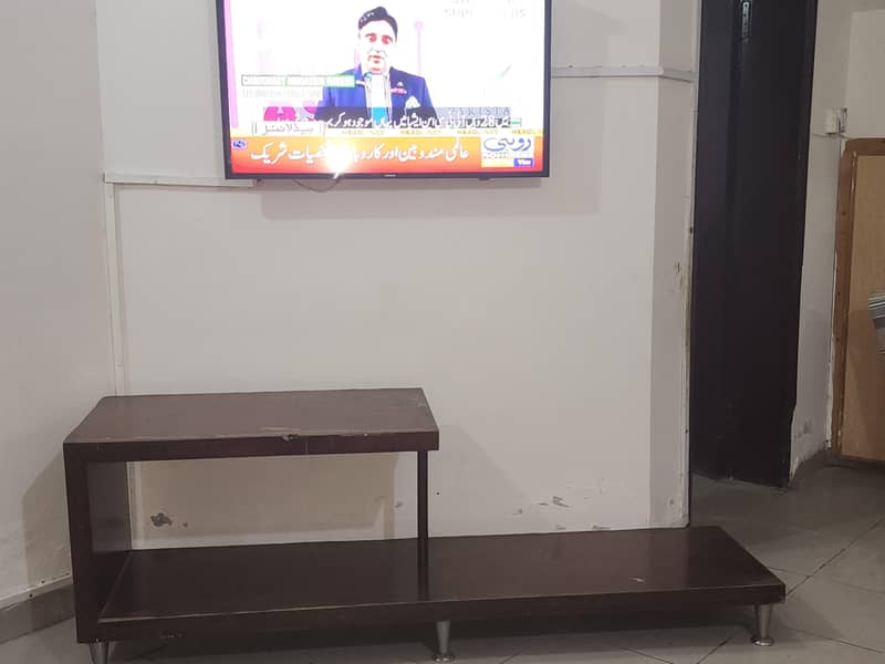 tv table 3