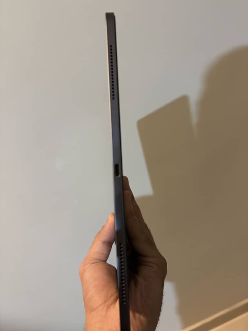 IPAD PRO 12.9 4th Generation 1