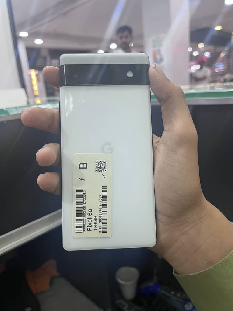 Google Pixel 6a 3