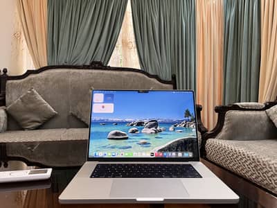 Macbook M4 Pro Chip 16” inches — Apple warranty till may 2027 —24/512