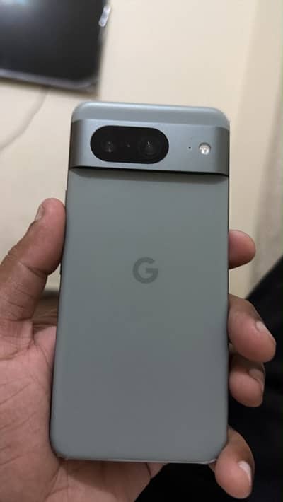 Google Pixel 8