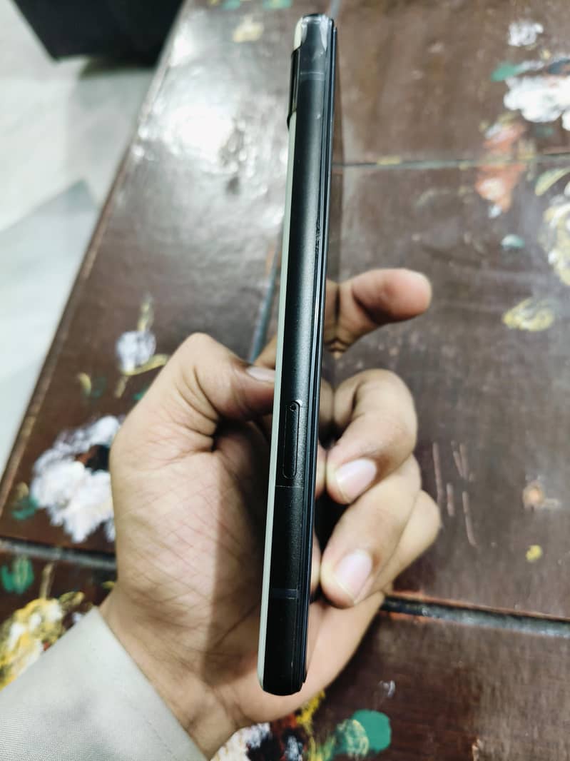 Google Pixel 6a 4