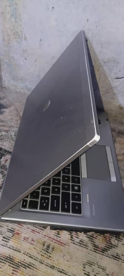 hp eledbook 8460p