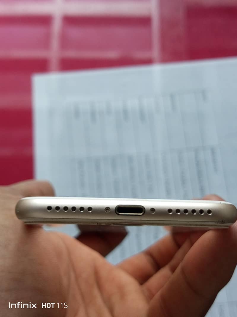 Apple iPhone 7 5