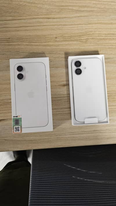 Apple iPhone 16