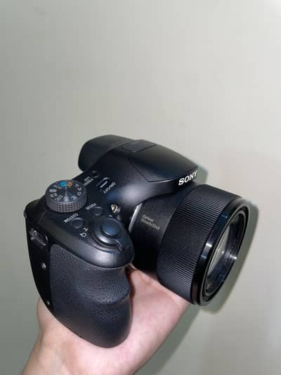 Sony cybershot camera