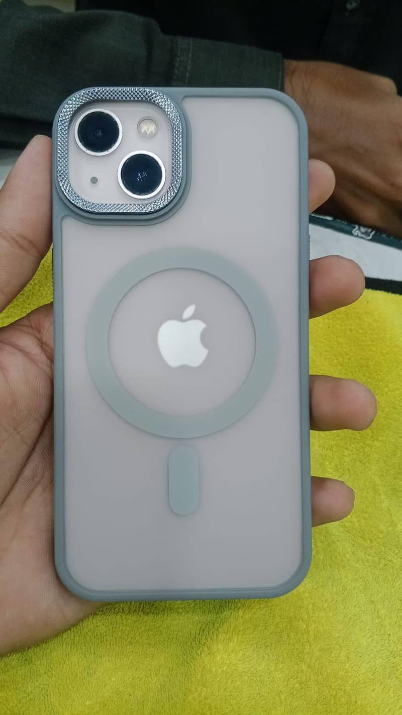Apple iPhone 13 3