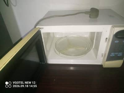 Urgent Sale of Microwave Oven