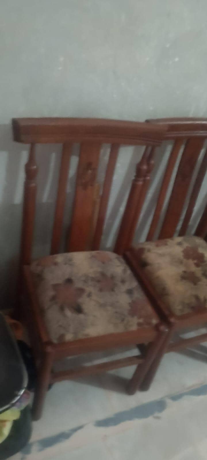 dining table set 0