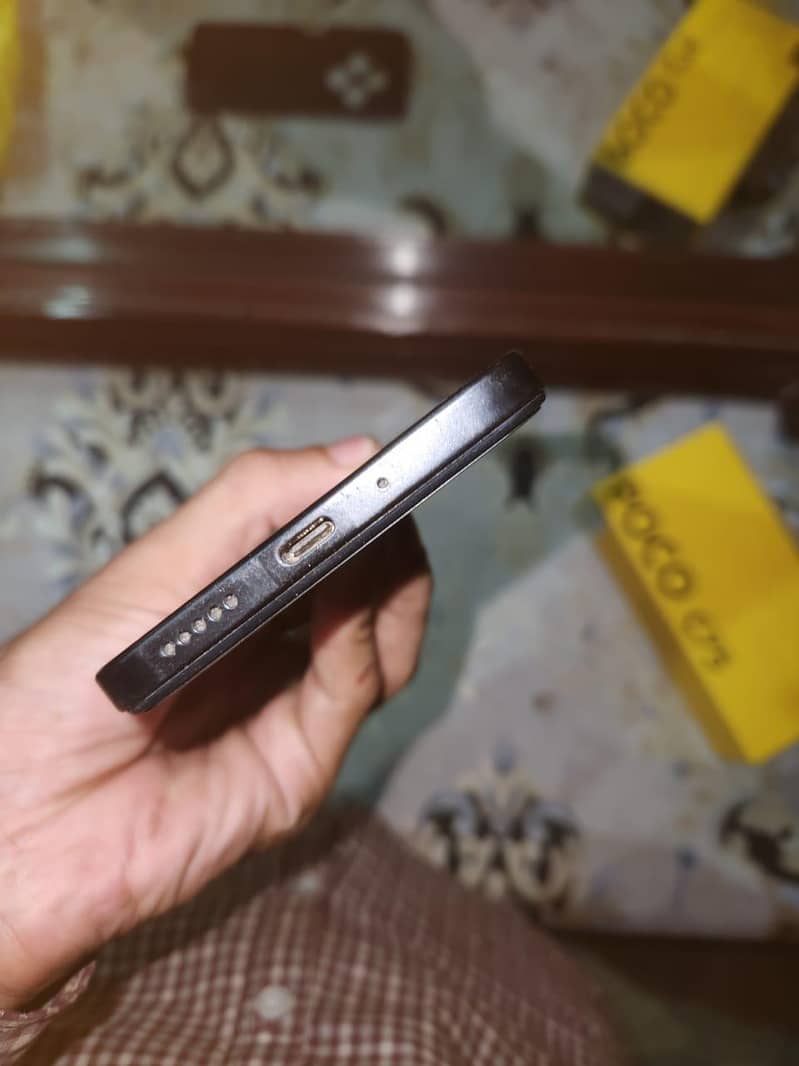 Xiaomi POCO C75 4