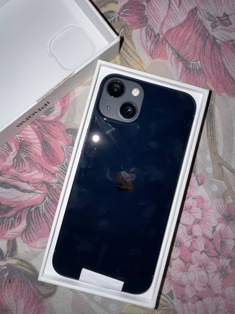Apple iPhone 13 1
