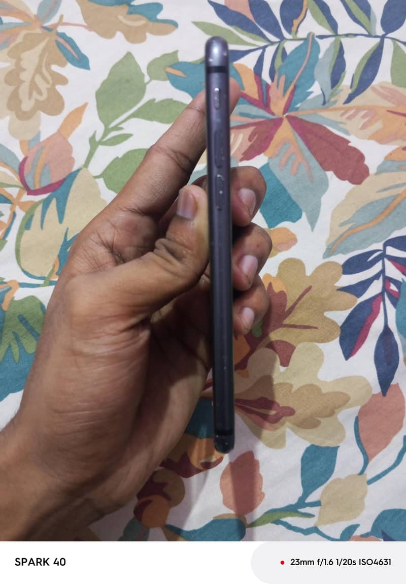 Apple iPhone 8 2