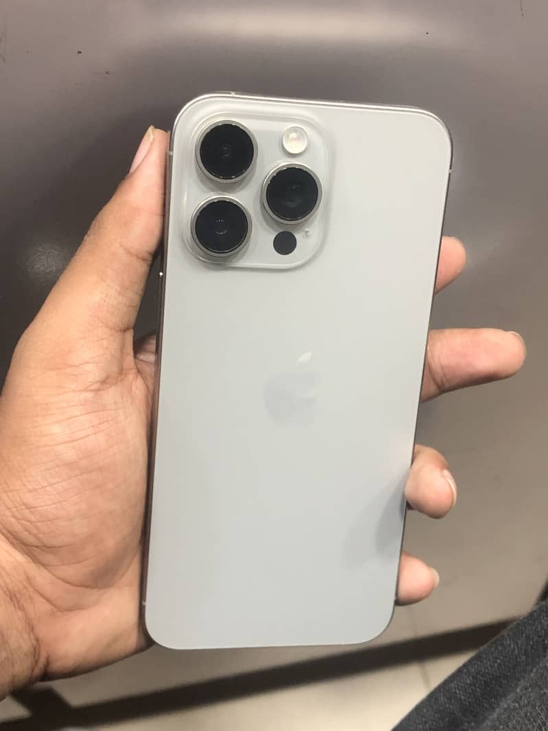 Iphone 15 Pro max 0